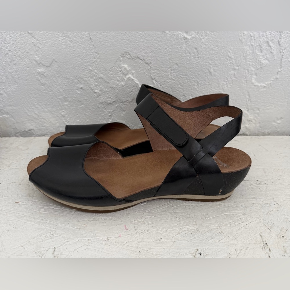 Dansko Vera Sandals Women 40 Black Leather Slingback Wedge Peep Toe US 9.5-10